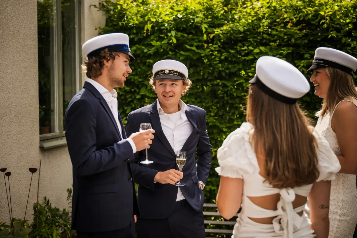 studentmössa tradition sverige studenter tillsammans firande